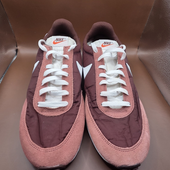 Size 11 Nike Mens Mystic Dates Air Tailwind 79 Lace Up Athletic Running Shoes - Picture 2 of 6